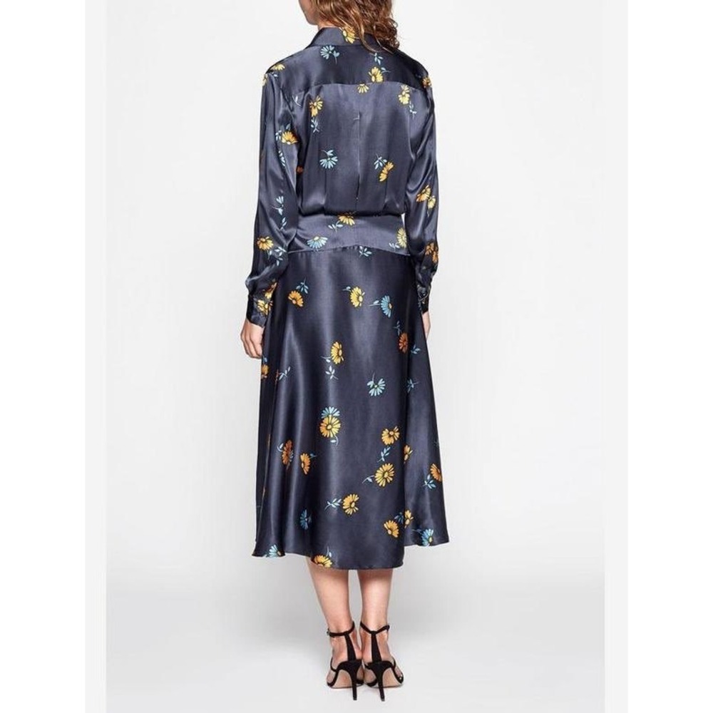 Equipment Femme Vivienne Silk Midi Dress Smokey Blue Floral Daisy size 6 - Picture 2 of 15